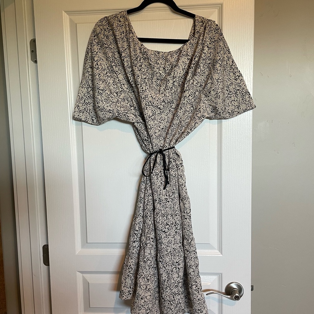 LOFT Black and White Patterned Dress